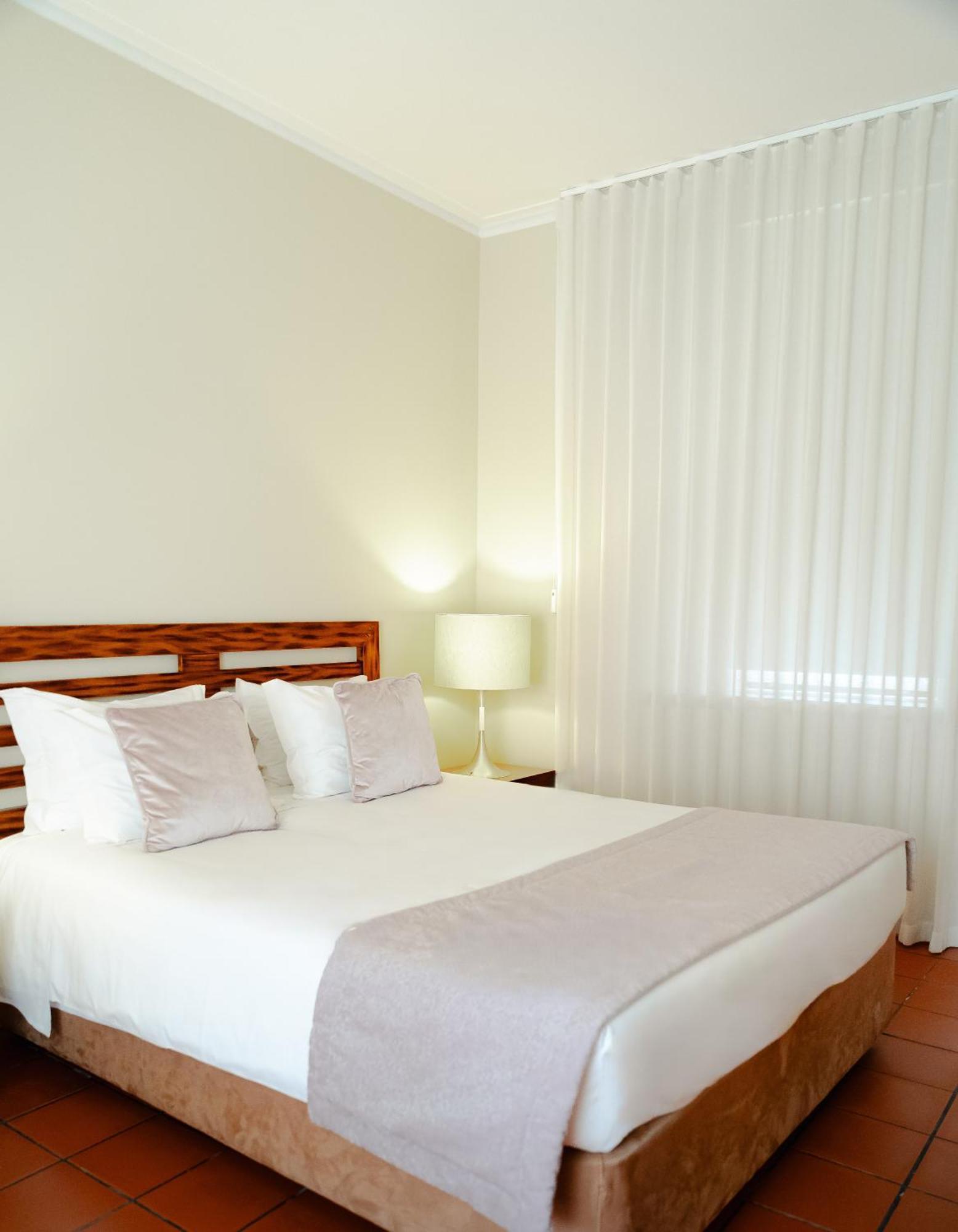 Quinta Do Pinheiro Hotel E Eventos By Grupo Quinta Dos Lagos Valado de Frades Exteriör bild